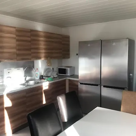 Spacious 6bed House Free Parking