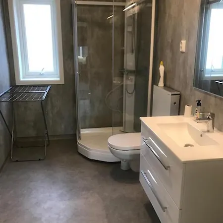 Spacious 6bed House Free Parking Semesterbostad Skjervoy